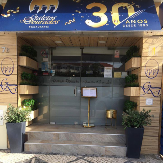 Galetos Dourados 30 anos