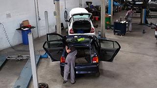 Reparações e Comércio de Automóveis