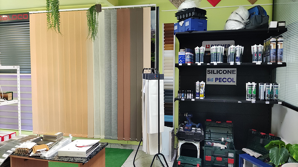 Estores, Cortinas e Tetos Falsos PVC Estores, Cortinas e Tetos Falsos PVC